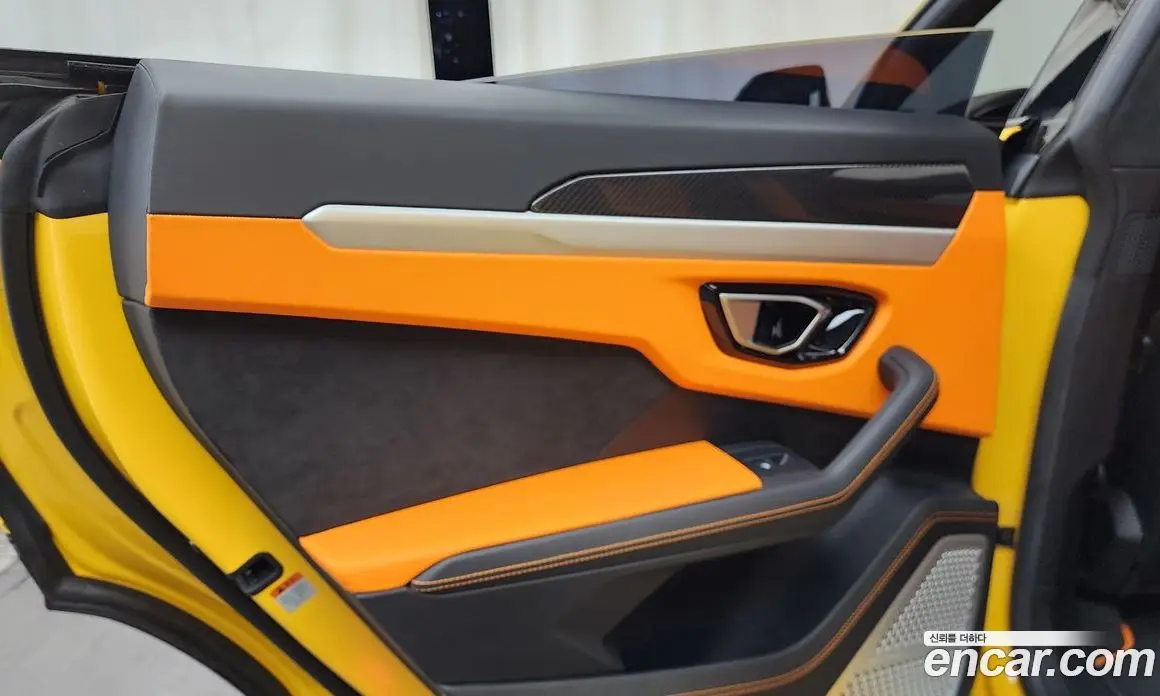 Lamborghini Urus 2021 4.0 автомат (гидро), фото 15 Lamborghini Urus 2021 4.0 автомат (гидро), фото 15