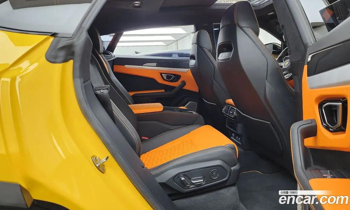 Lamborghini Urus 2021 4.0 автомат (гидро), фото 18 Lamborghini Urus 2021 4.0 автомат (гидро), фото 18