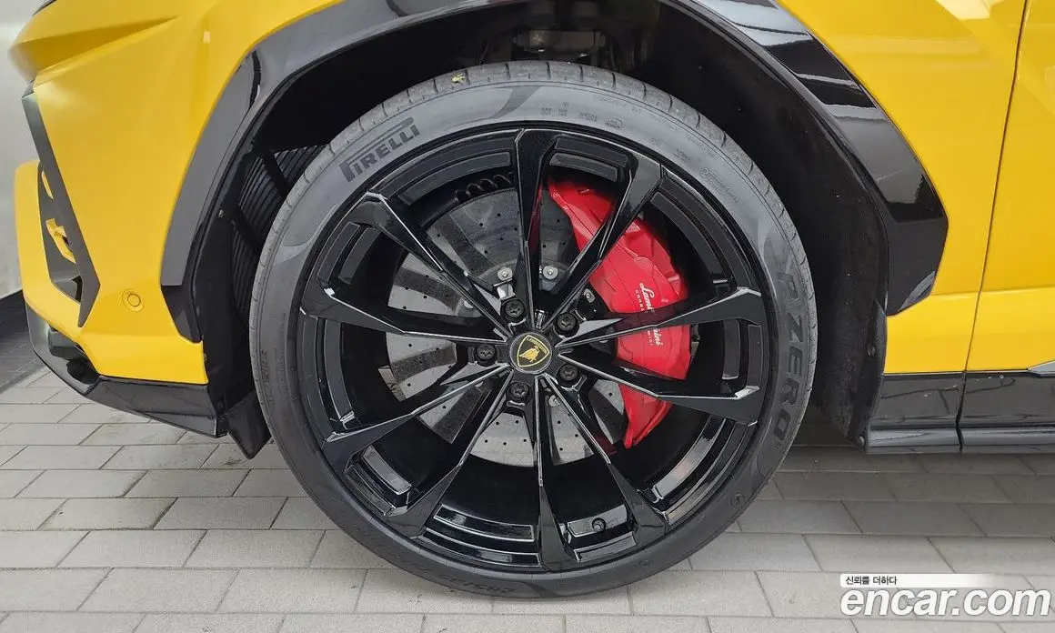 Lamborghini Urus 2021 4.0 автомат (гидро), фото 5 Lamborghini Urus 2021 4.0 автомат (гидро), фото 5