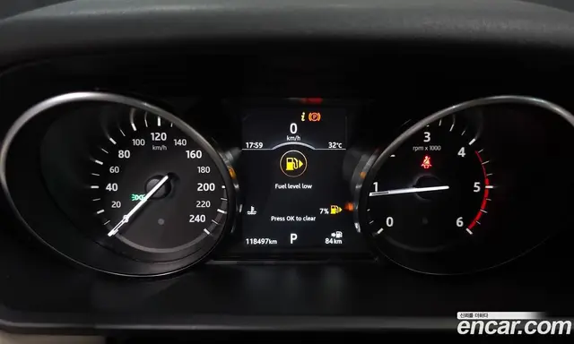 Land Rover Discovery 2018 2.0 автомат (гидро), миниатюра 8