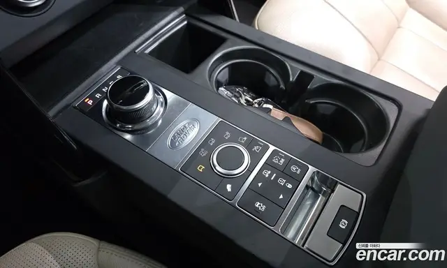 Land Rover Discovery 2018 2.0 автомат (гидро), миниатюра 9