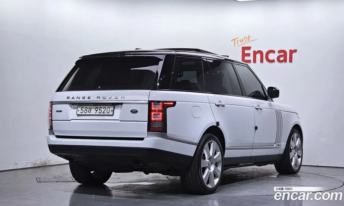 Land Rover Range Rover 2016 5.0 автомат (гидро), фото 2 Land Rover Range Rover 2016 5.0 автомат (гидро), фото 2