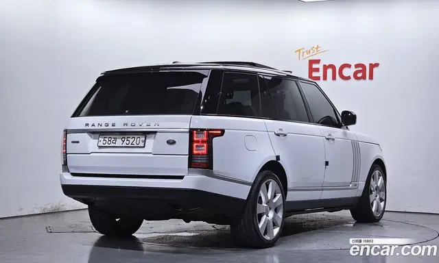 Land Rover Range Rover 2016 5.0 автомат (гидро), миниатюра 2 Land Rover Range Rover 2016 5.0 автомат (гидро), миниатюра 2