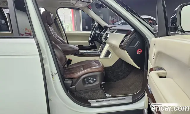 Land Rover Range Rover 2016 5.0 автомат (гидро), миниатюра 11 Land Rover Range Rover 2016 5.0 автомат (гидро), миниатюра 11