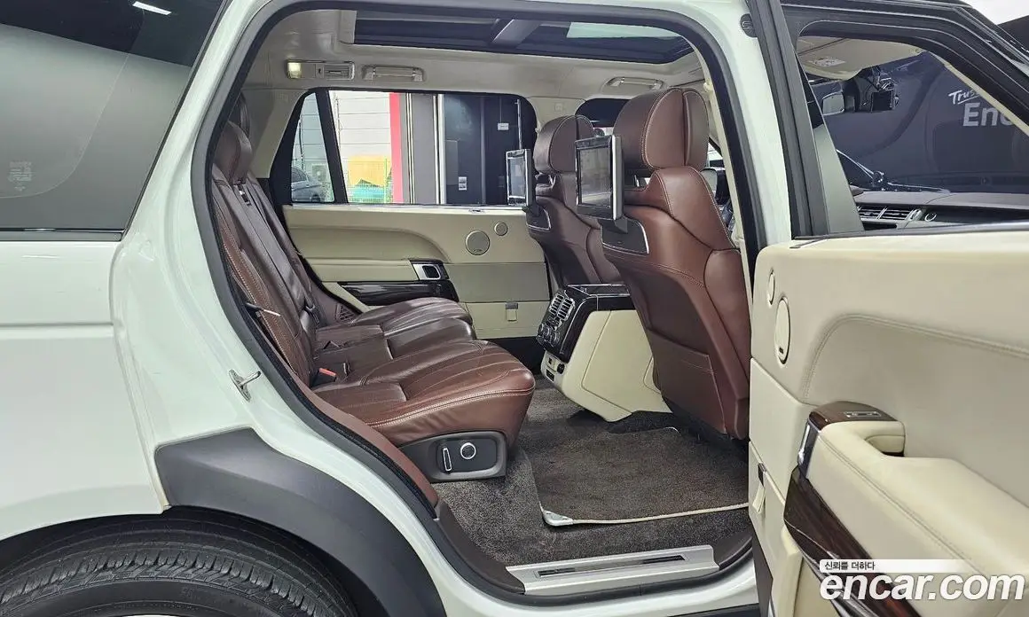 Land Rover Range Rover 2016 5.0 автомат (гидро), фото 12 Land Rover Range Rover 2016 5.0 автомат (гидро), фото 12