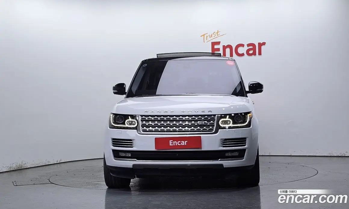 Land Rover Range Rover 2016 5.0 автомат (гидро), фото 3 Land Rover Range Rover 2016 5.0 автомат (гидро), фото 3