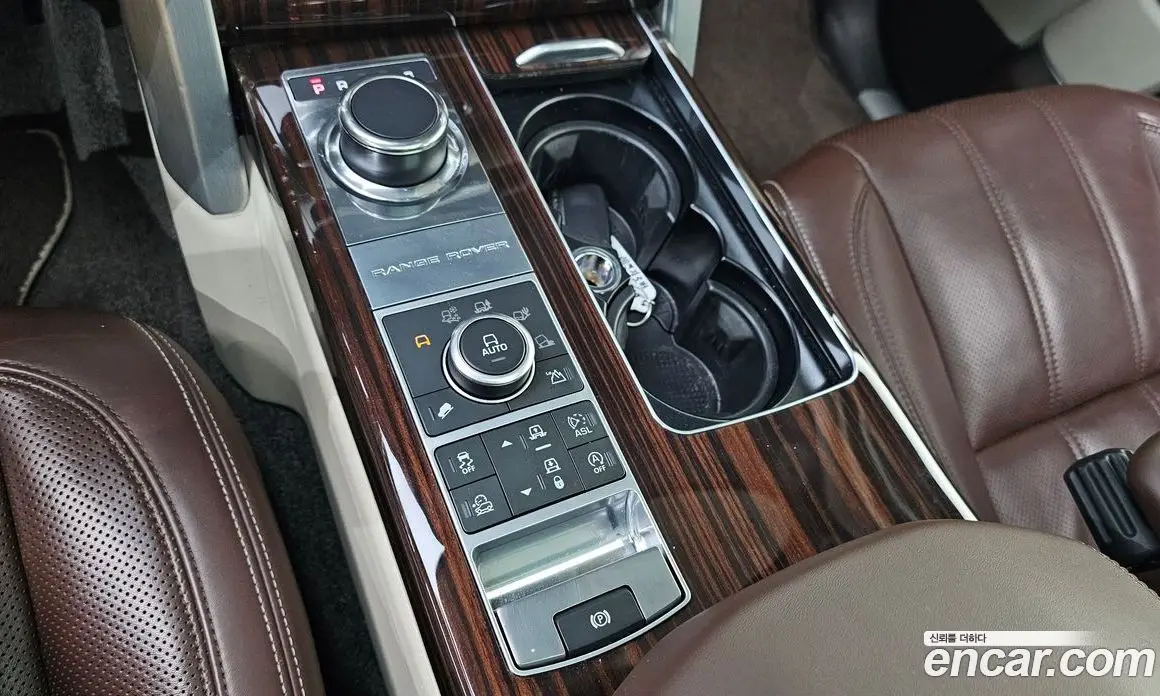 Land Rover Range Rover 2016 5.0 автомат (гидро), фото 9 Land Rover Range Rover 2016 5.0 автомат (гидро), фото 9