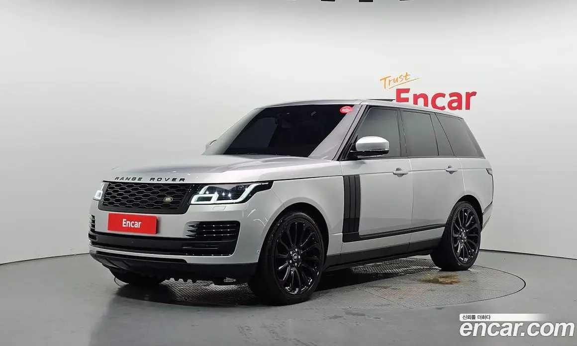 Land Rover Range Rover 2016 4.4 автомат (гидро), фото 1 Land Rover Range Rover 2016 4.4 автомат (гидро), фото 1