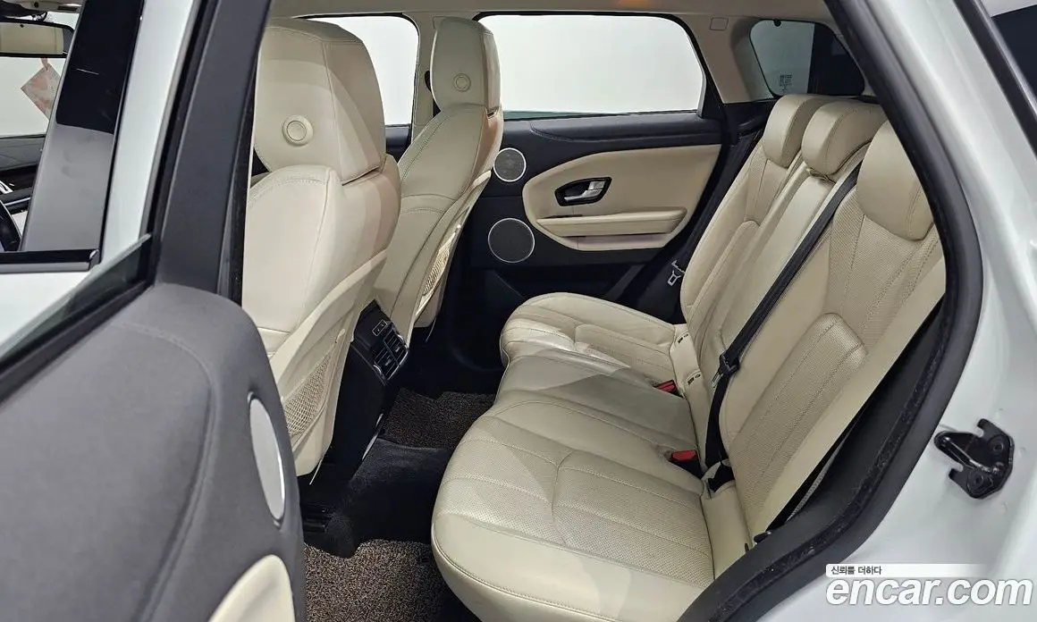 Land Rover Range Rover Evoque 2017 2.0 автомат (гидро), фото 12 Land Rover Range Rover Evoque 2017 2.0 автомат (гидро), фото 12