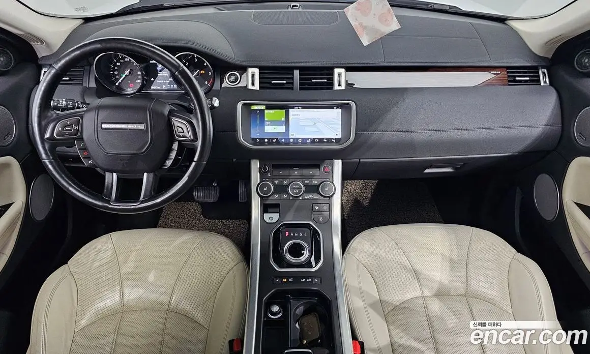 Land Rover Range Rover Evoque 2017 2.0 автомат (гидро), фото 7 Land Rover Range Rover Evoque 2017 2.0 автомат (гидро), фото 7