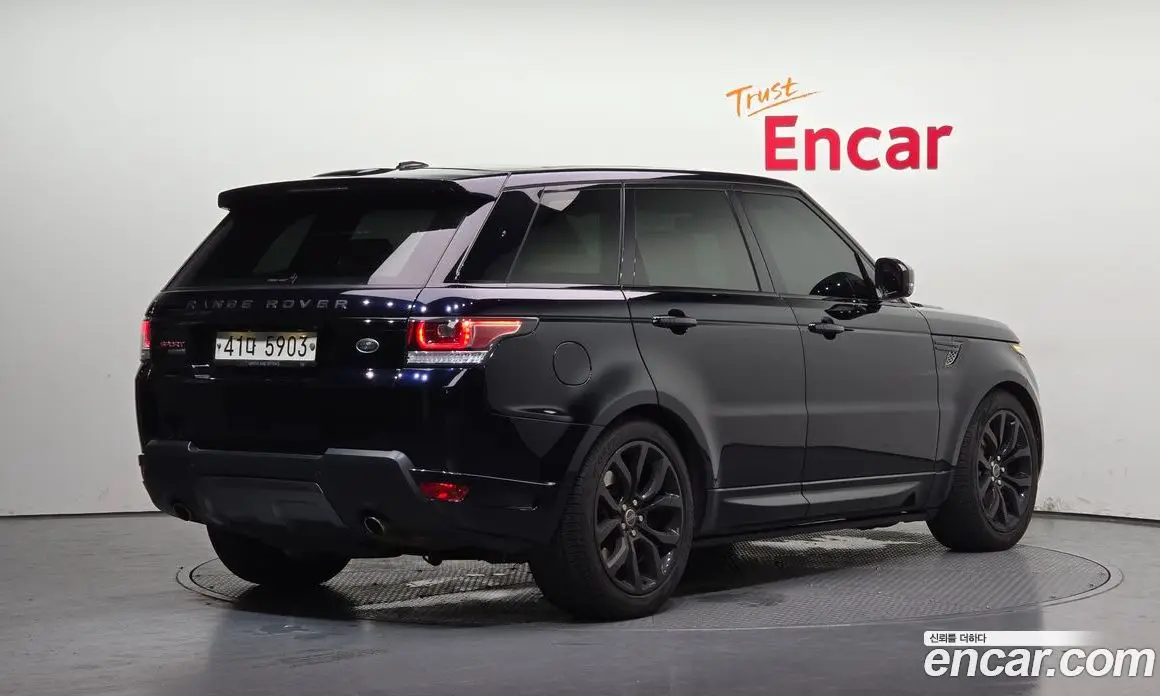 Land Rover Range Rover Sport 2015 3.0 автомат (гидро), фото 2 Land Rover Range Rover Sport 2015 3.0 автомат (гидро), фото 2