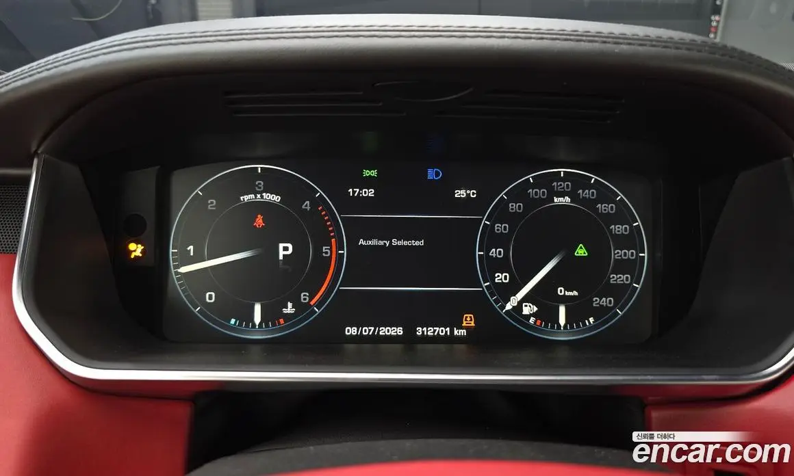 Land Rover Range Rover Sport 2015 3.0 автомат (гидро), фото 8 Land Rover Range Rover Sport 2015 3.0 автомат (гидро), фото 8