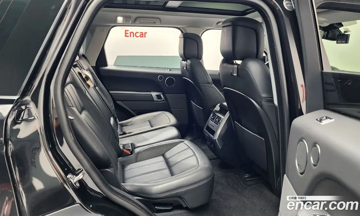 Land Rover Range Rover Sport 2019 3.0 автомат (гидро), фото 17 Land Rover Range Rover Sport 2019 3.0 автомат (гидро), фото 17