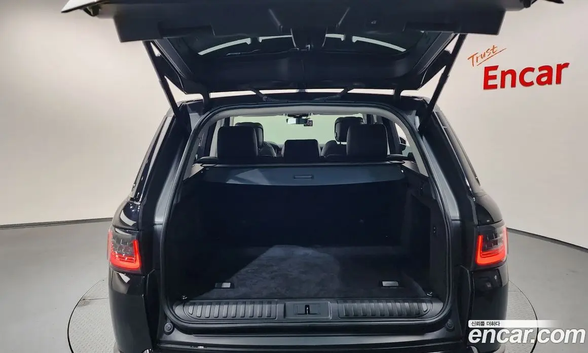 Land Rover Range Rover Sport 2019 3.0 автомат (гидро), фото 26 Land Rover Range Rover Sport 2019 3.0 автомат (гидро), фото 26