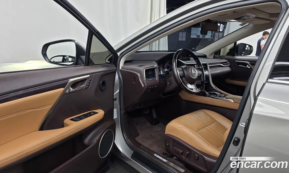 Lexus RX 2019 3.5 автомат (гидро), фото 13 Lexus RX 2019 3.5 автомат (гидро), фото 13