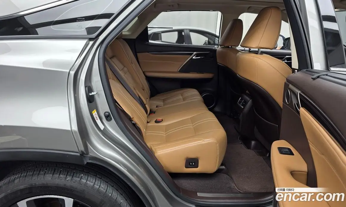 Lexus RX 2019 3.5 автомат (гидро), фото 18 Lexus RX 2019 3.5 автомат (гидро), фото 18