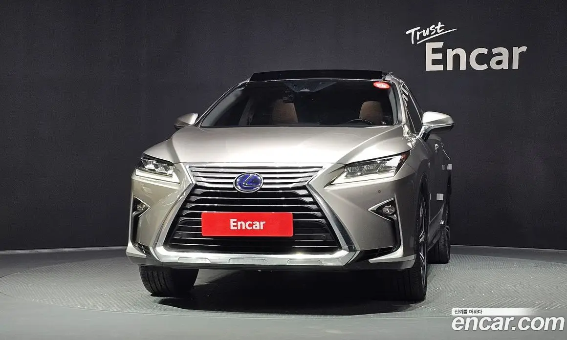 Lexus RX 2019 3.5 автомат (гидро), фото 3 Lexus RX 2019 3.5 автомат (гидро), фото 3