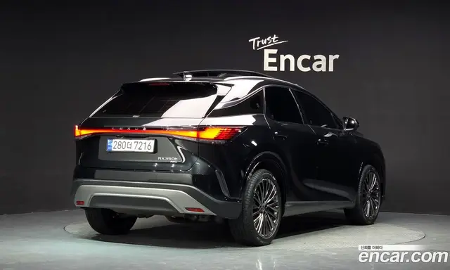 Lexus RX 2023 2.5 автомат (гидро), миниатюра 2