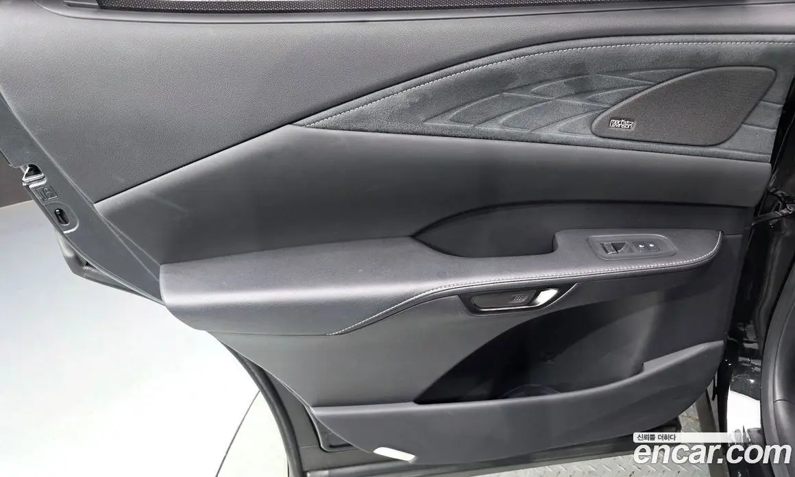 Lexus RX 2023 2.5 автомат (гидро), фото 15