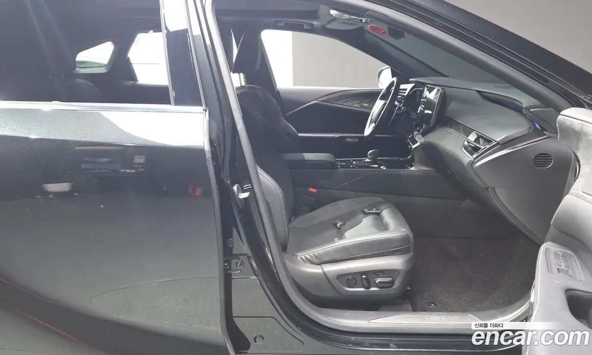 Lexus RX 2023 2.5 автомат (гидро), фото 16