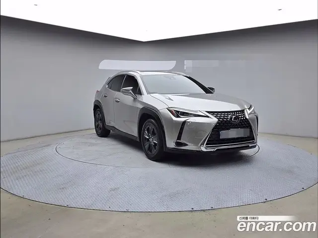 Lexus UX 2019 2.0 автомат (гидро), миниатюра 3 Lexus UX 2019 2.0 автомат (гидро), миниатюра 3