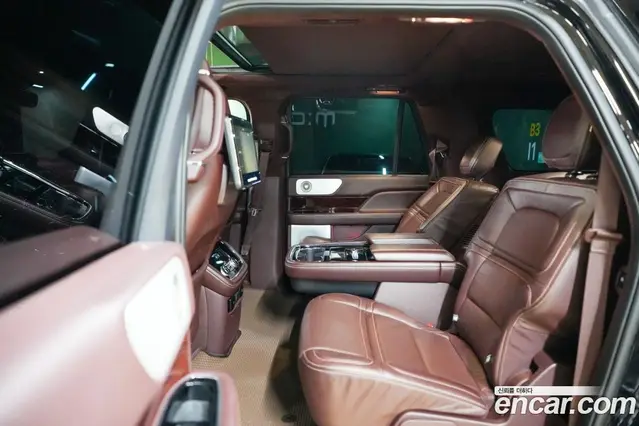 Lincoln Navigator 2021 3.5 автомат (гидро), миниатюра 12