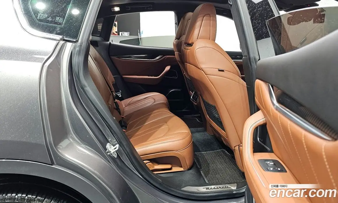 Maserati Levante 2019 3.0 автомат (гидро), фото 12 Maserati Levante 2019 3.0 автомат (гидро), фото 12