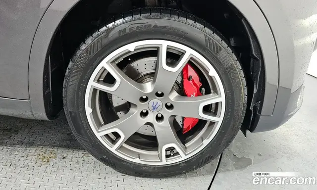 Maserati Levante 2019 3.0 автомат (гидро), миниатюра 5 Maserati Levante 2019 3.0 автомат (гидро), миниатюра 5