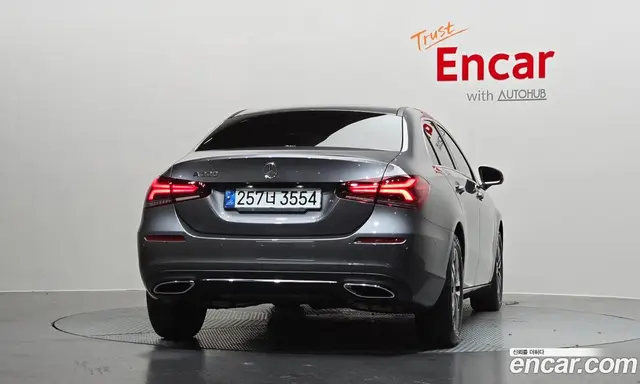 Mercedes-Benz A-Class 2021 2.0 автомат (гидро), миниатюра 4 Mercedes-Benz A-Class 2021 2.0 автомат (гидро), миниатюра 4