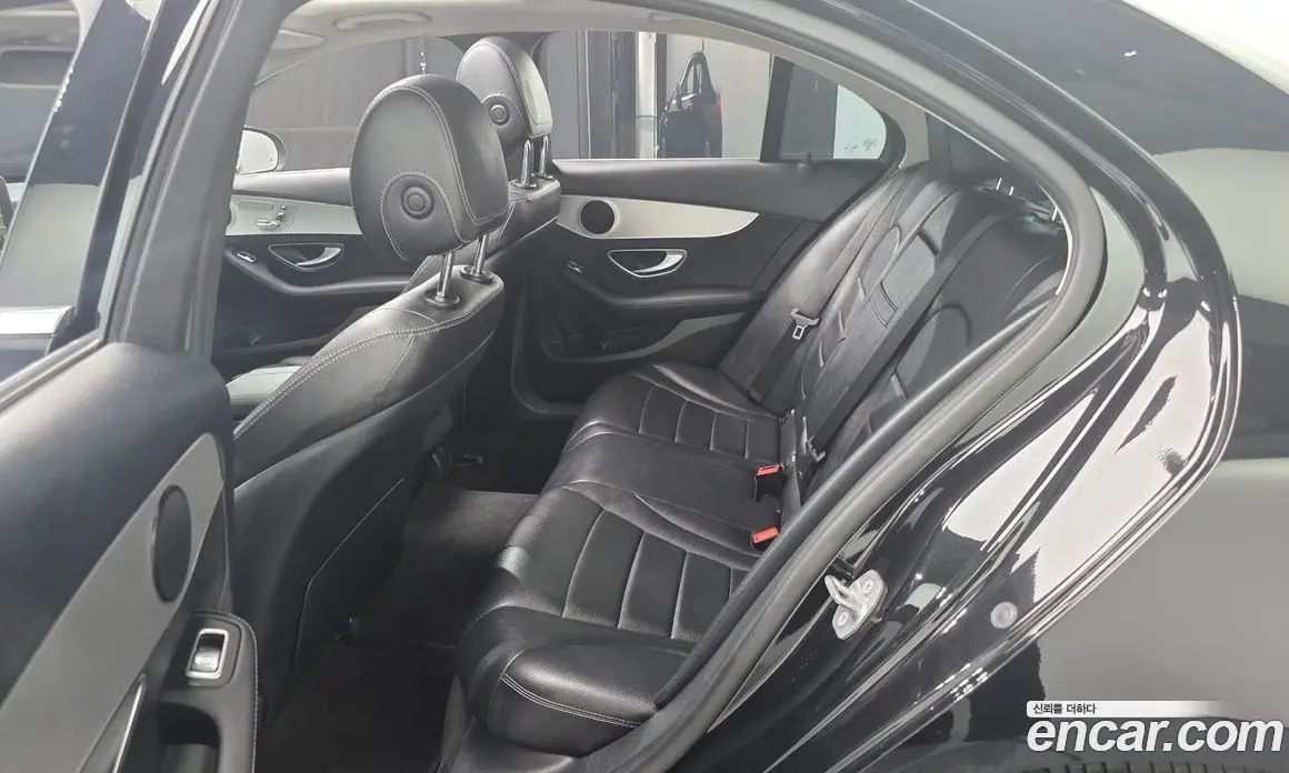Mercedes-Benz C-Class 2017 2.0 автомат (гидро), фото 17 Mercedes-Benz C-Class 2017 2.0 автомат (гидро), фото 17