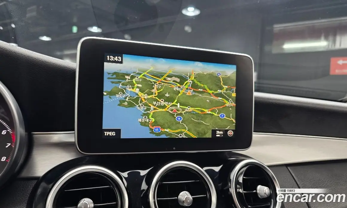 Mercedes-Benz C-Class 2017 2.0 автомат (гидро), фото 19 Mercedes-Benz C-Class 2017 2.0 автомат (гидро), фото 19
