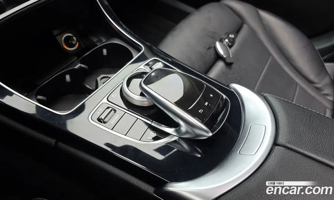 Mercedes-Benz C-Class 2017 2.0 автомат (гидро), фото 24 Mercedes-Benz C-Class 2017 2.0 автомат (гидро), фото 24