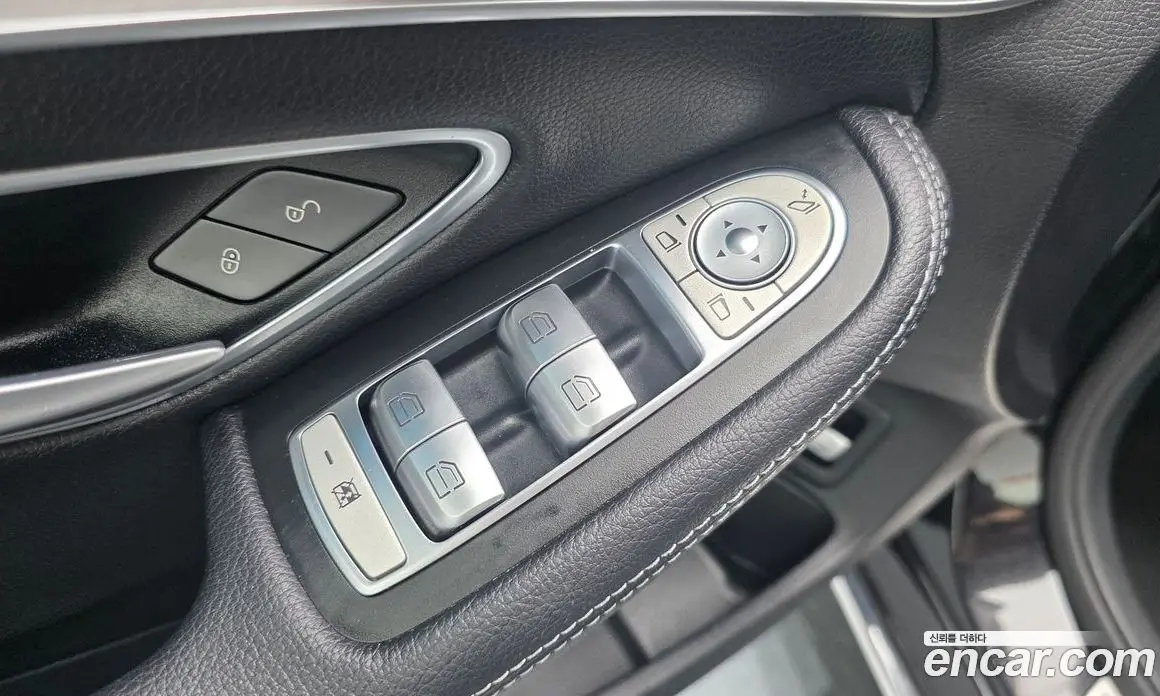 Mercedes-Benz C-Class 2017 2.0 автомат (гидро), фото 28 Mercedes-Benz C-Class 2017 2.0 автомат (гидро), фото 28