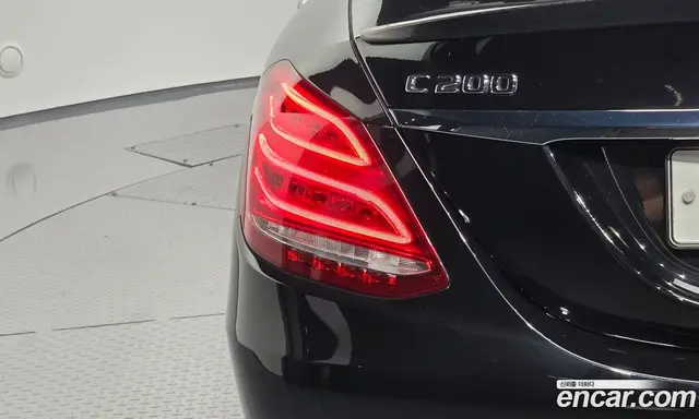 Mercedes-Benz C-Class 2017 2.0 автомат (гидро), миниатюра 8 Mercedes-Benz C-Class 2017 2.0 автомат (гидро), миниатюра 8