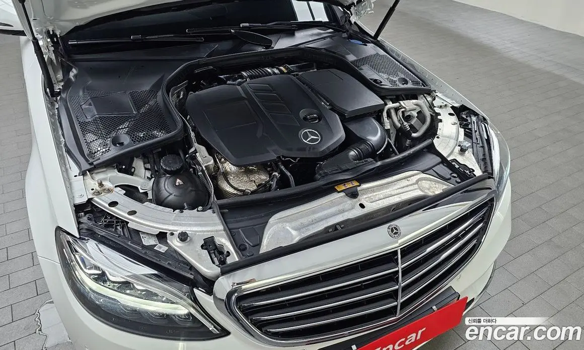 Mercedes-Benz C-Class 2019 1.9 автомат (гидро), фото 5 Mercedes-Benz C-Class 2019 1.9 автомат (гидро), фото 5