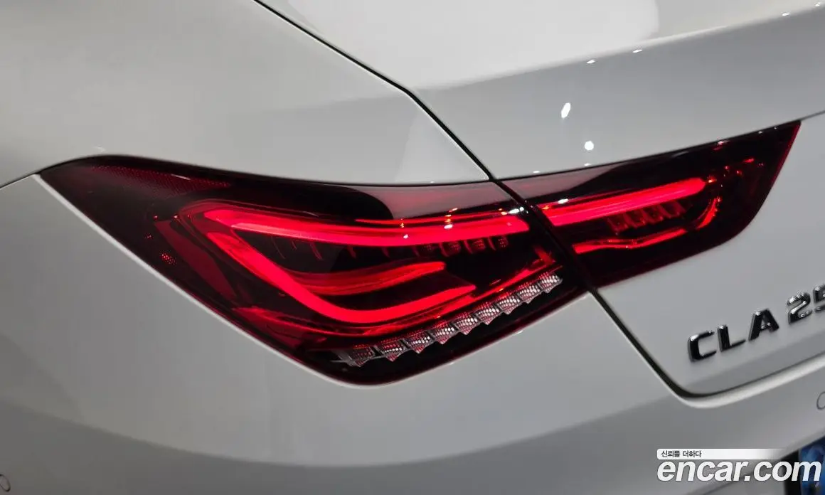 Mercedes-Benz CLA-Class 2020 2.0 автомат (гидро), фото 8 Mercedes-Benz CLA-Class 2020 2.0 автомат (гидро), фото 8