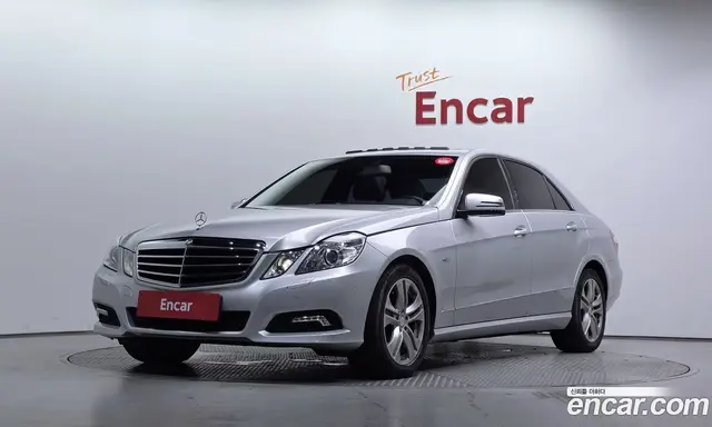 Mercedes-Benz E-Class 2010 1.8 автомат (гидро), миниатюра 1 Mercedes-Benz E-Class 2010 1.8 автомат (гидро), миниатюра 1