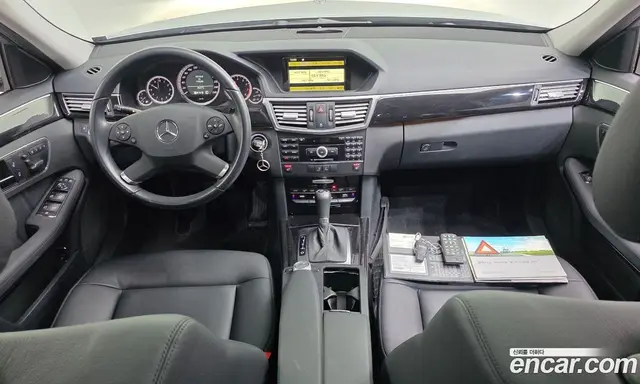 Mercedes-Benz E-Class 2010 1.8 автомат (гидро), миниатюра 7 Mercedes-Benz E-Class 2010 1.8 автомат (гидро), миниатюра 7