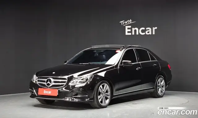 Mercedes-Benz E-Class 2015 3.5 автомат (гидро), миниатюра 1 Mercedes-Benz E-Class 2015 3.5 автомат (гидро), миниатюра 1