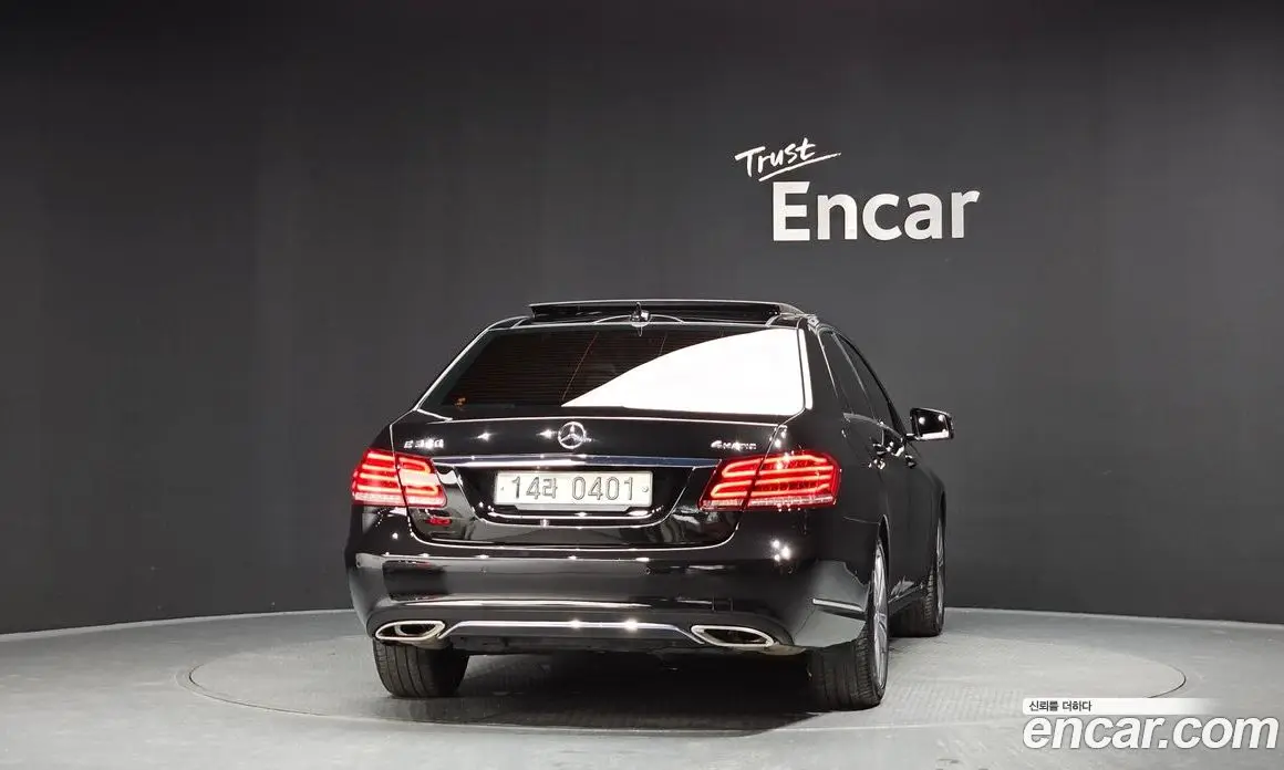 Mercedes-Benz E-Class 2015 3.5 автомат (гидро), фото 4 Mercedes-Benz E-Class 2015 3.5 автомат (гидро), фото 4