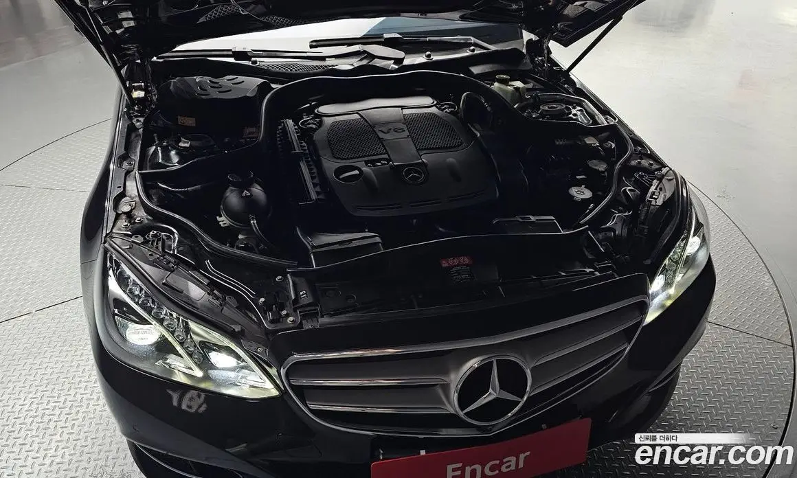 Mercedes-Benz E-Class 2015 3.5 автомат (гидро), фото 6 Mercedes-Benz E-Class 2015 3.5 автомат (гидро), фото 6