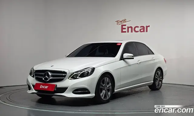 Mercedes-Benz E-Class 2015 2.0 автомат (гидро), миниатюра 1 Mercedes-Benz E-Class 2015 2.0 автомат (гидро), миниатюра 1