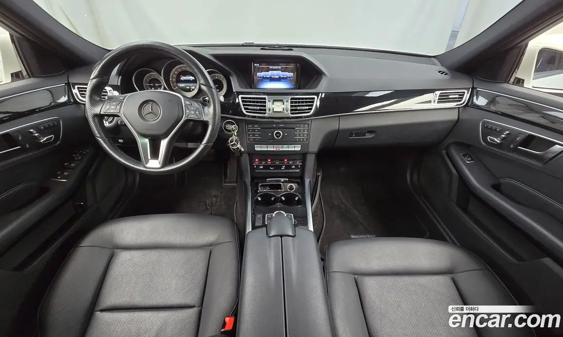 Mercedes-Benz E-Class 2015 2.0 автомат (гидро), фото 7 Mercedes-Benz E-Class 2015 2.0 автомат (гидро), фото 7