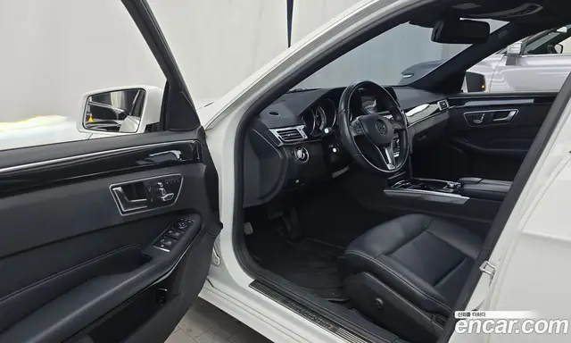 Mercedes-Benz E-Class 2015 2.0 автомат (гидро), миниатюра 10 Mercedes-Benz E-Class 2015 2.0 автомат (гидро), миниатюра 10