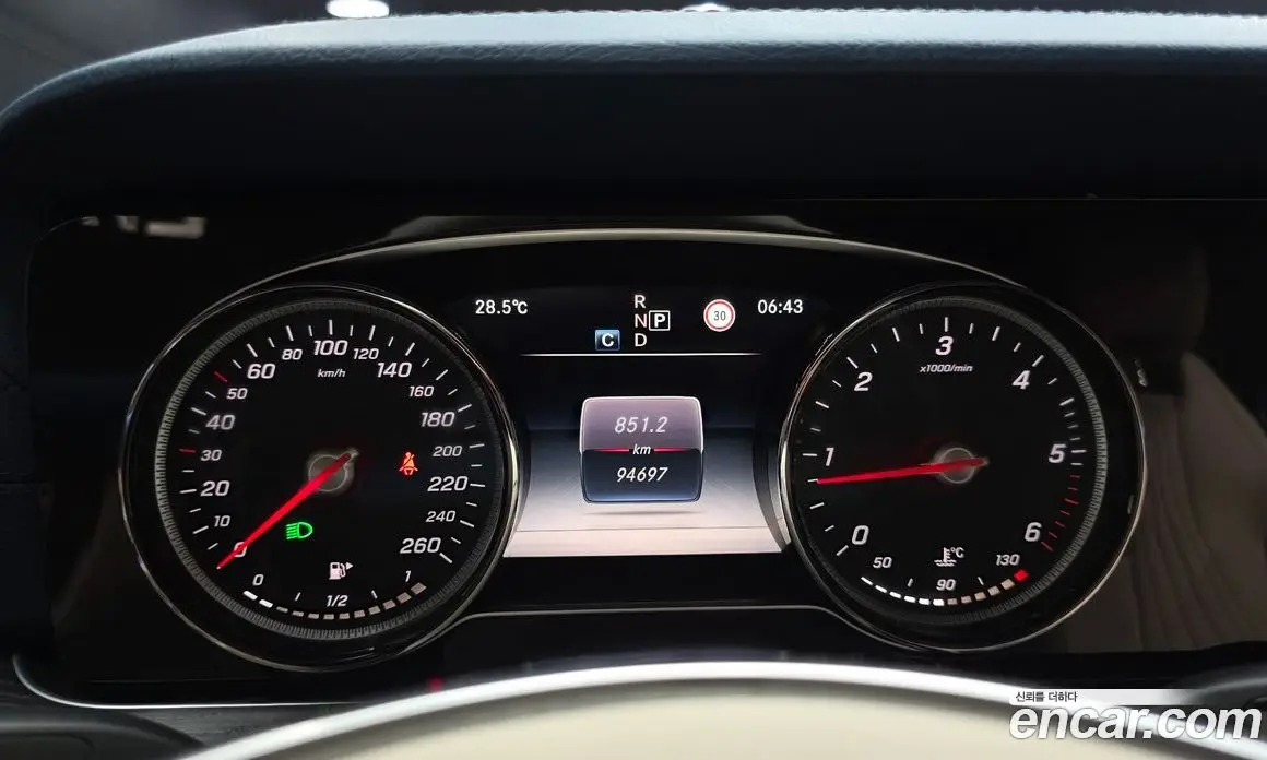 Mercedes-Benz E-Class 2018 1.9 автомат (гидро), фото 11 Mercedes-Benz E-Class 2018 1.9 автомат (гидро), фото 11