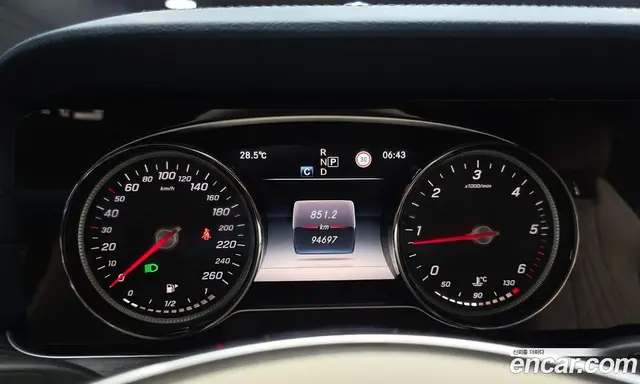 Mercedes-Benz E-Class 2018 1.9 автомат (гидро), миниатюра 11 Mercedes-Benz E-Class 2018 1.9 автомат (гидро), миниатюра 11