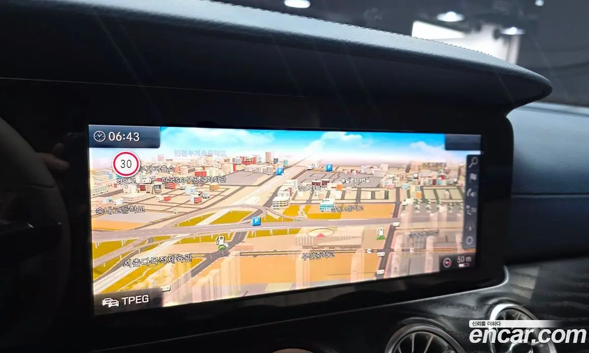 Mercedes-Benz E-Class 2018 1.9 автомат (гидро), фото 21 Mercedes-Benz E-Class 2018 1.9 автомат (гидро), фото 21