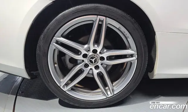 Mercedes-Benz E-Class 2018 1.9 автомат (гидро), миниатюра 5 Mercedes-Benz E-Class 2018 1.9 автомат (гидро), миниатюра 5