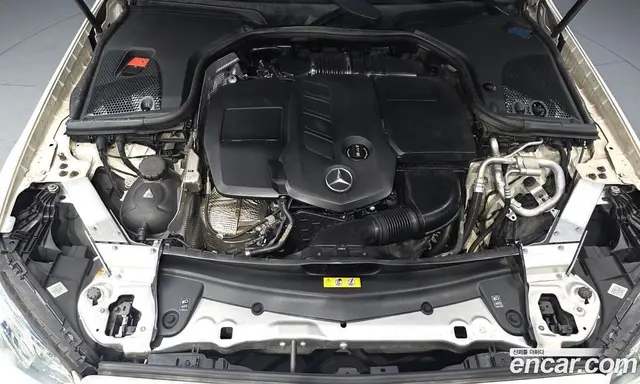 Mercedes-Benz E-Class 2018 1.9 автомат (гидро), миниатюра 6 Mercedes-Benz E-Class 2018 1.9 автомат (гидро), миниатюра 6