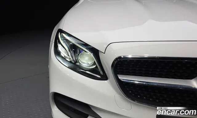 Mercedes-Benz E-Class 2018 1.9 автомат (гидро), миниатюра 8 Mercedes-Benz E-Class 2018 1.9 автомат (гидро), миниатюра 8